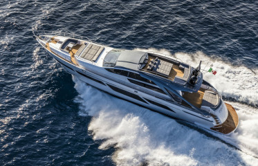 5 reasons to buy a Pershing 9X
