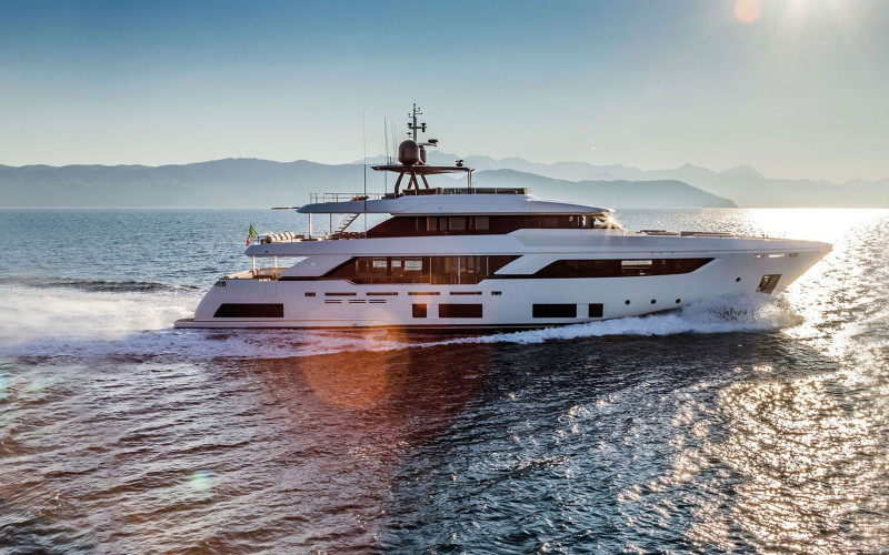 Custom line Navetta 37