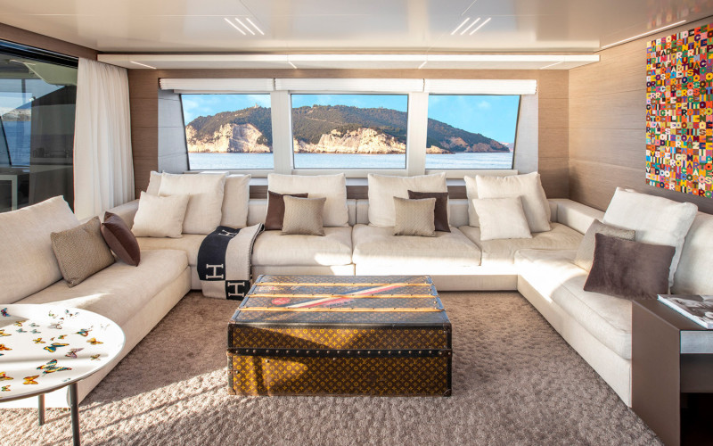 Custom line Navetta 37