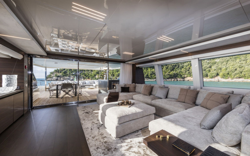 Custom line Navetta 37