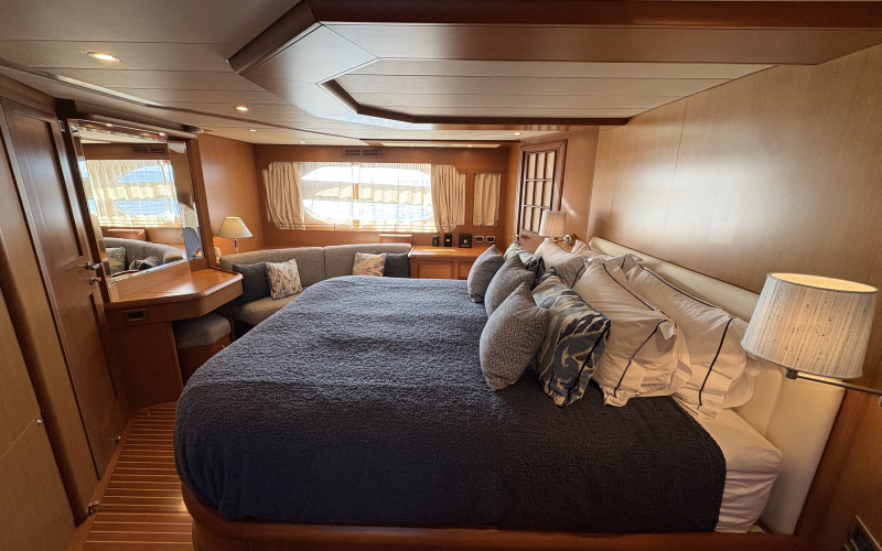 Mochi Craft Dolphin 74