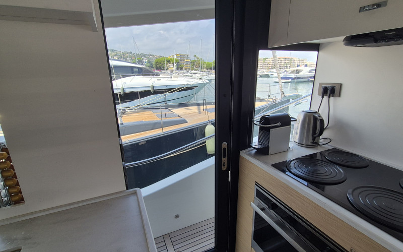 BENETEAU