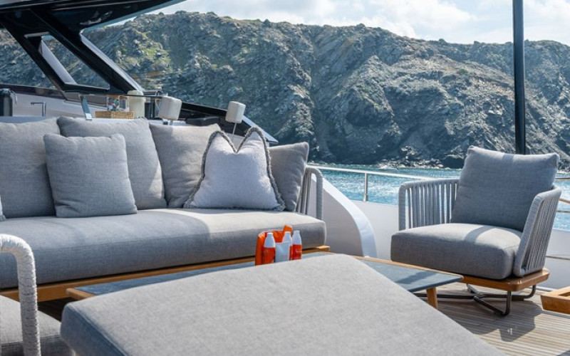 FERRETTI YACHTS 1000 FREYA