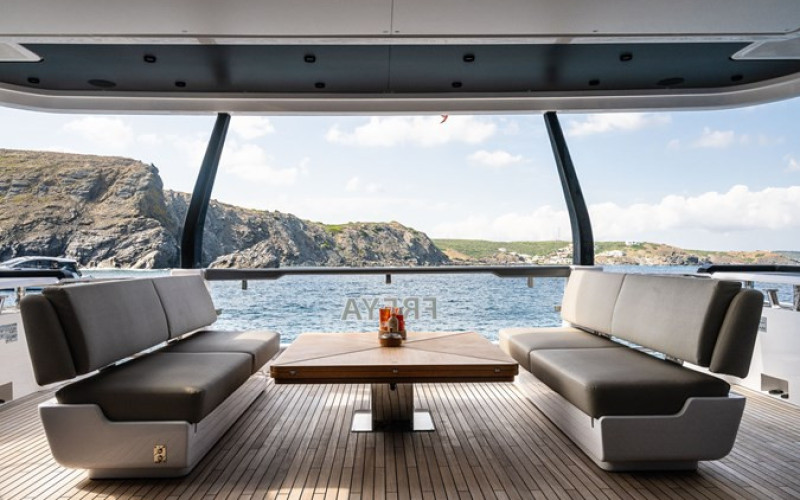 FERRETTI YACHTS 1000 FREYA