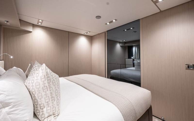 FERRETTI YACHTS 1000 FREYA