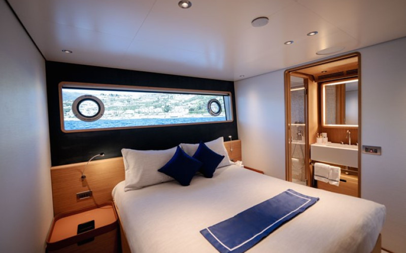 CUSTOM LINE Navetta 30 GN30