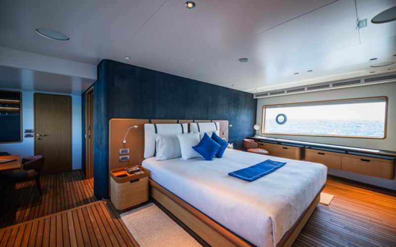 CUSTOM LINE Navetta 30 GN30