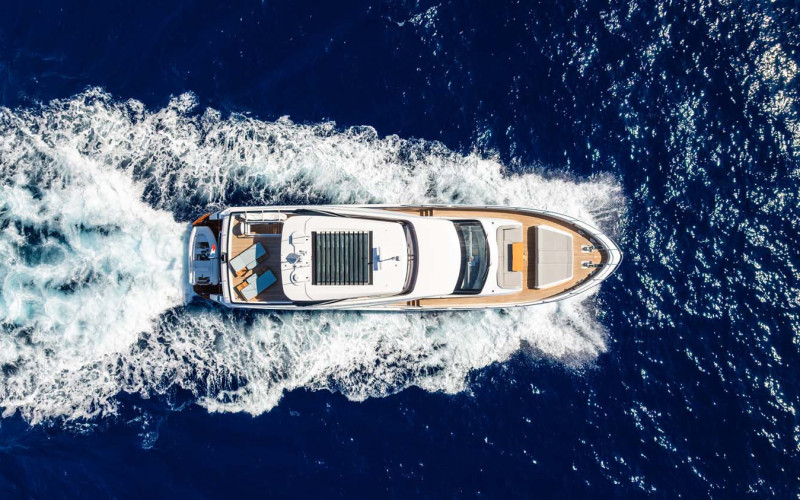 FERRETTI YACHTS 800