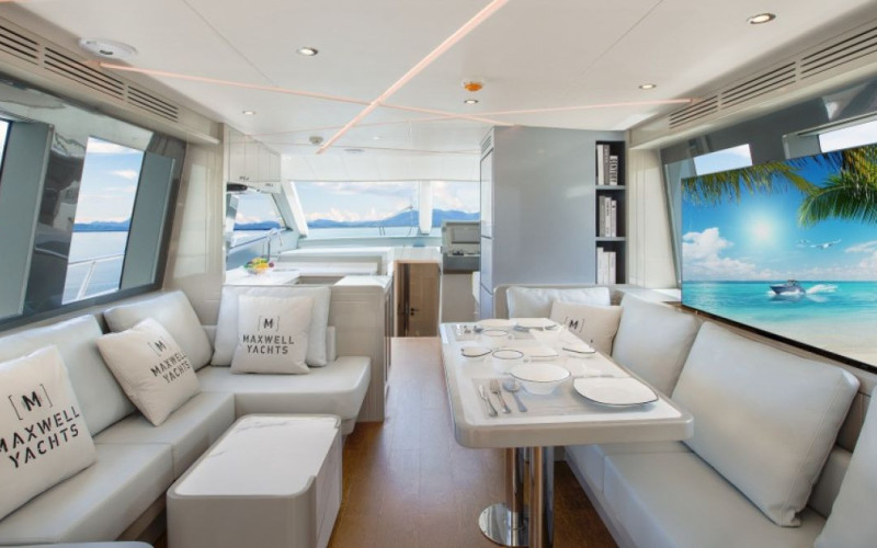 FARADAY YACHTS MAXWELL 64