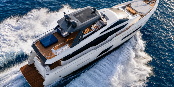 FERRETTI YACHTS 780 LD