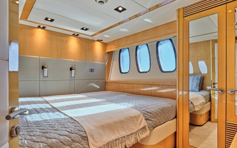 SUNSEEKER 34 m Yacht BLADE I