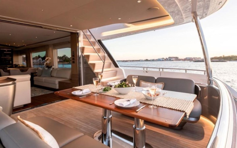 PRINCESS YACHTS PRINCESS Y85