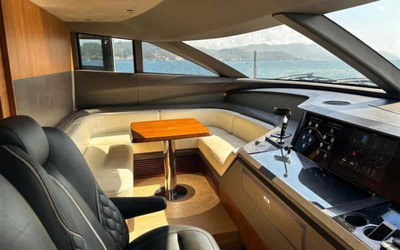 PRINCESS YACHTS PRINCESS Y85