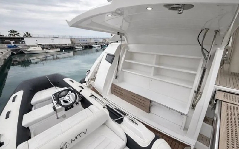 SUNSEEKER SUNSEEKER MANHATTAN 68