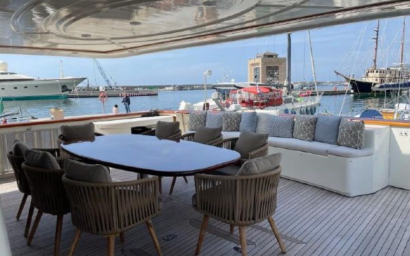 Custom line Navetta 27