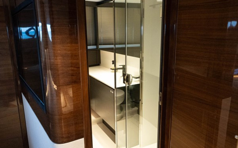 PRINCESS YACHTS S80 PRINCESS S80