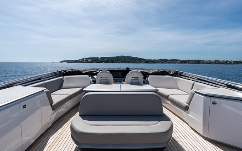 PRINCESS YACHTS S80 PRINCESS S80
