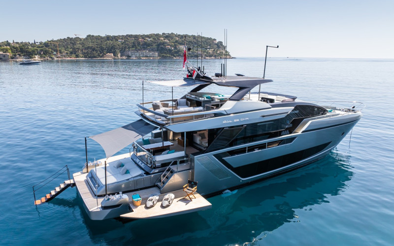 RIVA YACHT Diva 82 L'AS BLEU