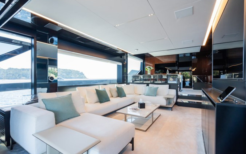 RIVA YACHT Diva 82 L'AS BLEU