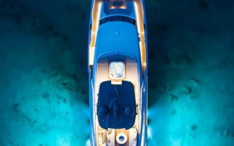 CUSTOM LINE Navetta 33 SK