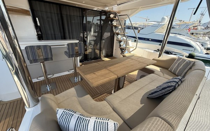 SUNSEEKER MANHATTAN 66 M/Y BISHWISH