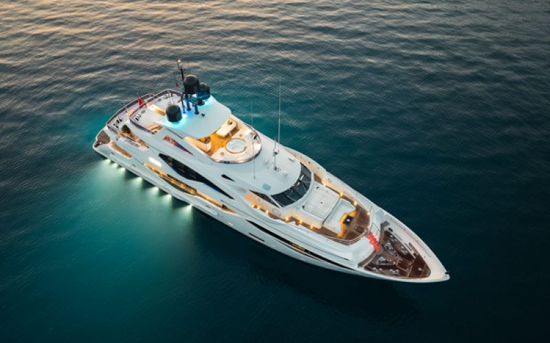 SUNSEEKER Sunseeker 131 NEXUS