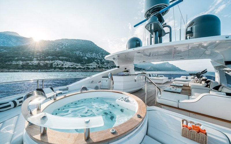 SUNSEEKER Sunseeker 131 NEXUS