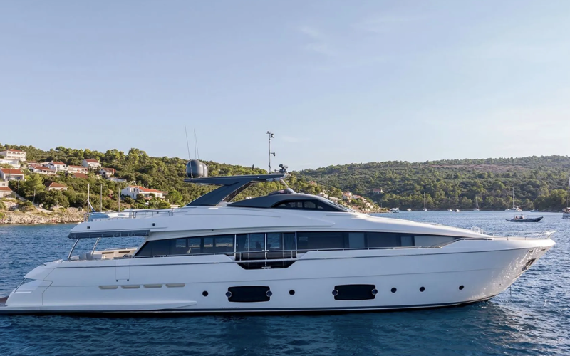 FERRETTI YACHTS KATARIINA XO