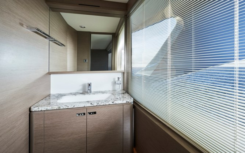 PRINCESS YACHTS X95 PRINCESS X95