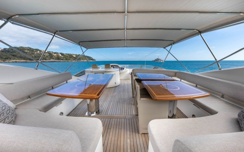 SUNSEEKER SUNSEEKER YACHT 90 