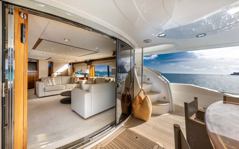 SUNSEEKER SUNSEEKER YACHT 90 