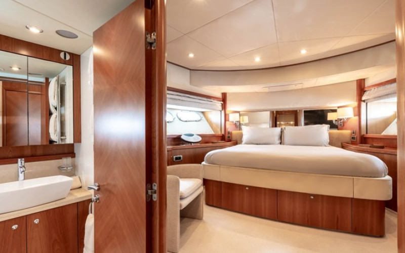 SUNSEEKER SUNSEEKER YACHT 90 