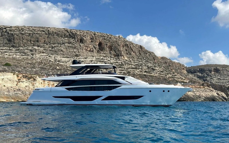 FERRETTI YACHTS Ferretti Yachts 860 SAVIENNE