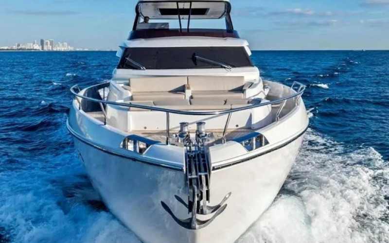 FERRETTI YACHTS Ferretti Yachts 860 SAVIENNE