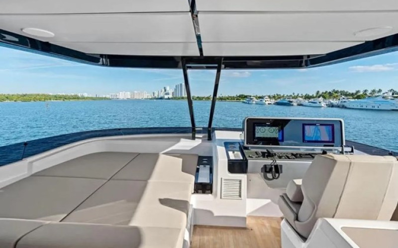 FERRETTI YACHTS Ferretti Yachts 860 SAVIENNE