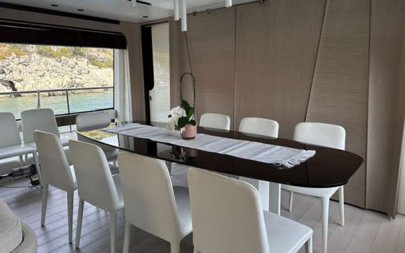 AZIMUT YACHTS GRANDE 27 METRI BETTY