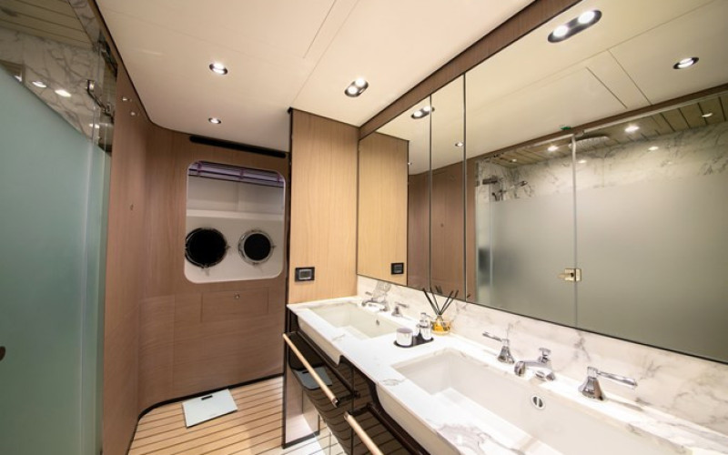AZIMUT YACHTS NIRVANA BY THE SEA