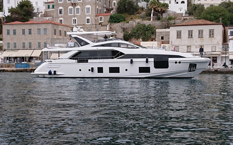 AZIMUT YACHTS NIRVANA BY THE SEA