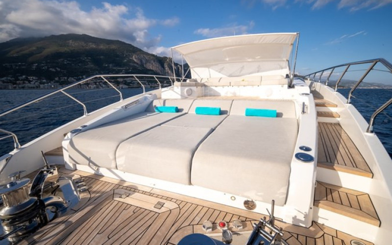 AZIMUT YACHTS GRANDE 27M ANA