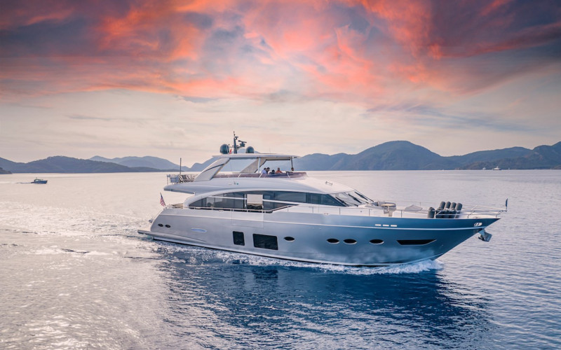 PRINCESS YACHTS 88 Motor Yacht LADY PARISA