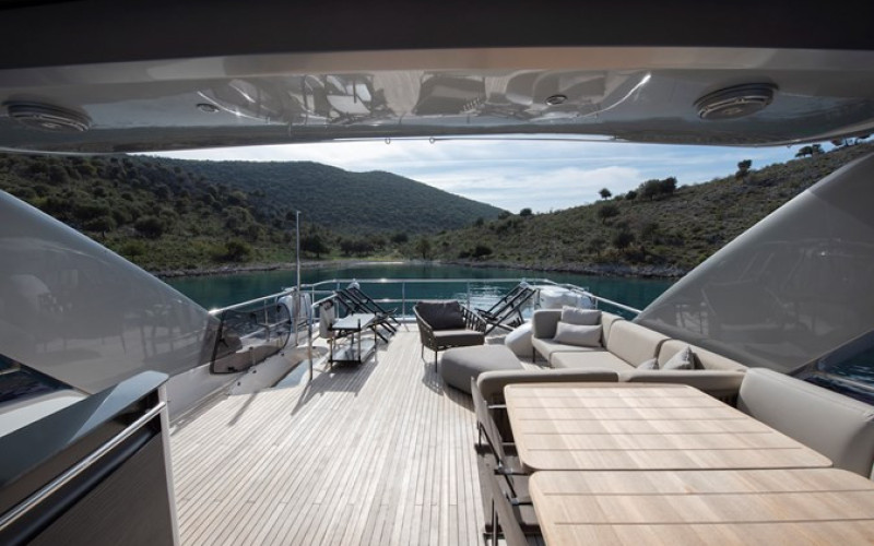 PRINCESS YACHTS 88 Motor Yacht LADY PARISA