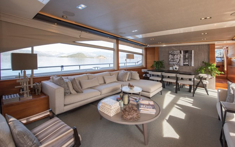 PRINCESS YACHTS 88 Motor Yacht LADY PARISA