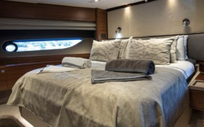 PRINCESS YACHTS 88 Motor Yacht LADY PARISA