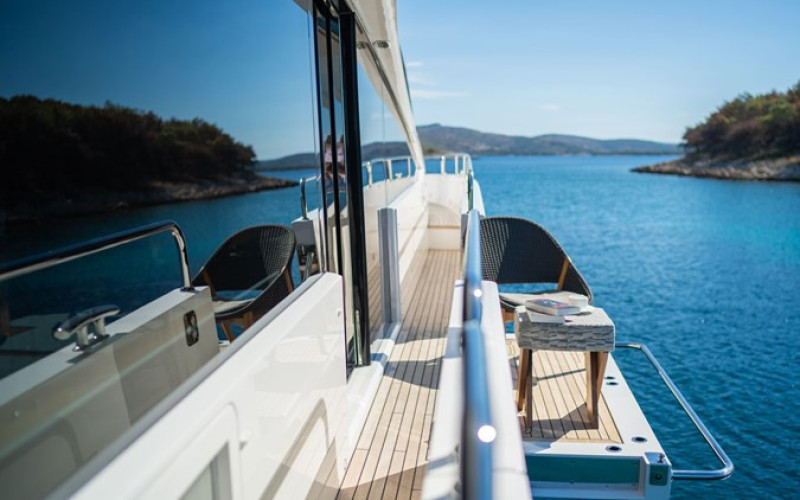 SUNSEEKER BLACK MAMBA