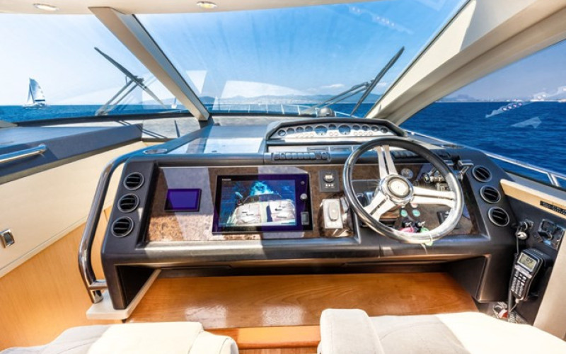 PRINCESS YACHTS PRINCESS V70