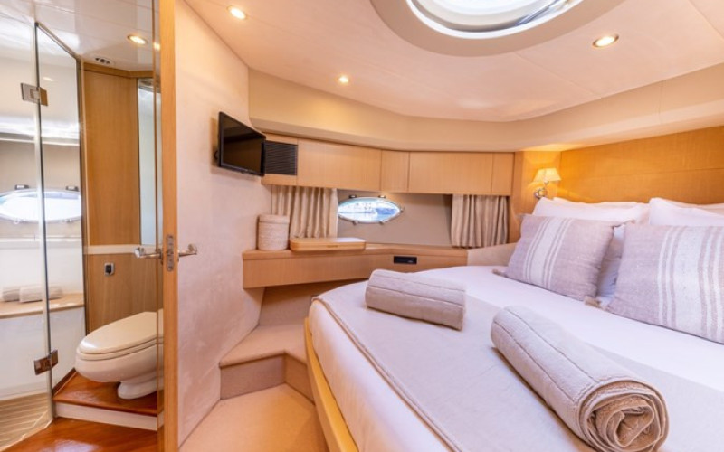 PRINCESS YACHTS PRINCESS V70