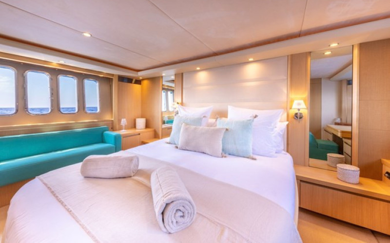 PRINCESS YACHTS PRINCESS V70