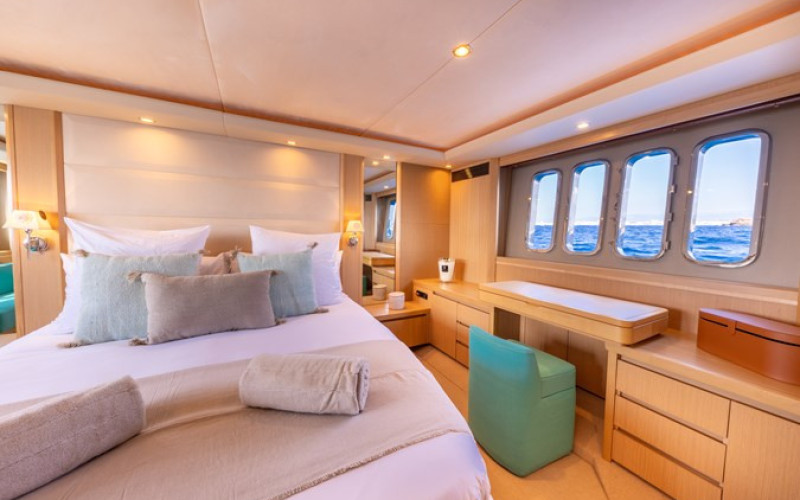 PRINCESS YACHTS PRINCESS V70 P'TITE BOUILLE