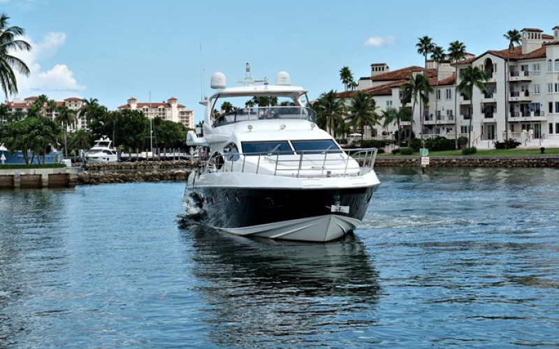 AZIMUT YACHTS 70 DREN
