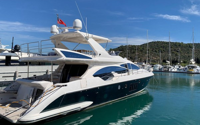 AZIMUT YACHTS 70 DREN